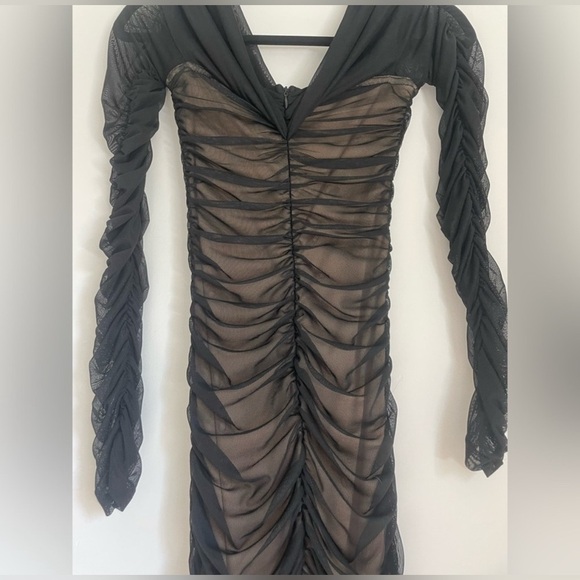 Fashion Nova Off-Shoulder Dress Size S - Picture 5 of 7